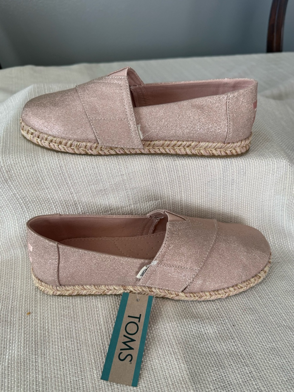 TOMS youth alpargata rope 2.0 Pink Espadrille Slip-On Shoes